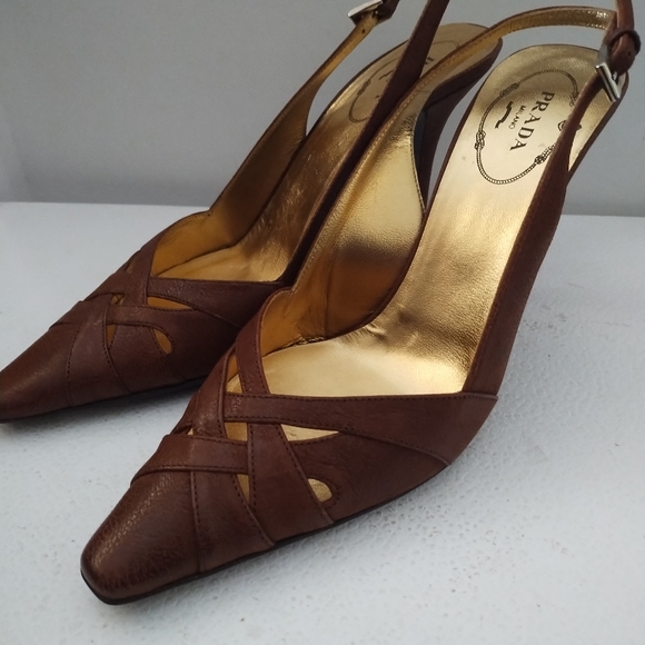 PRADA SLINGBACK PUMP'S - Picture 3 of 13